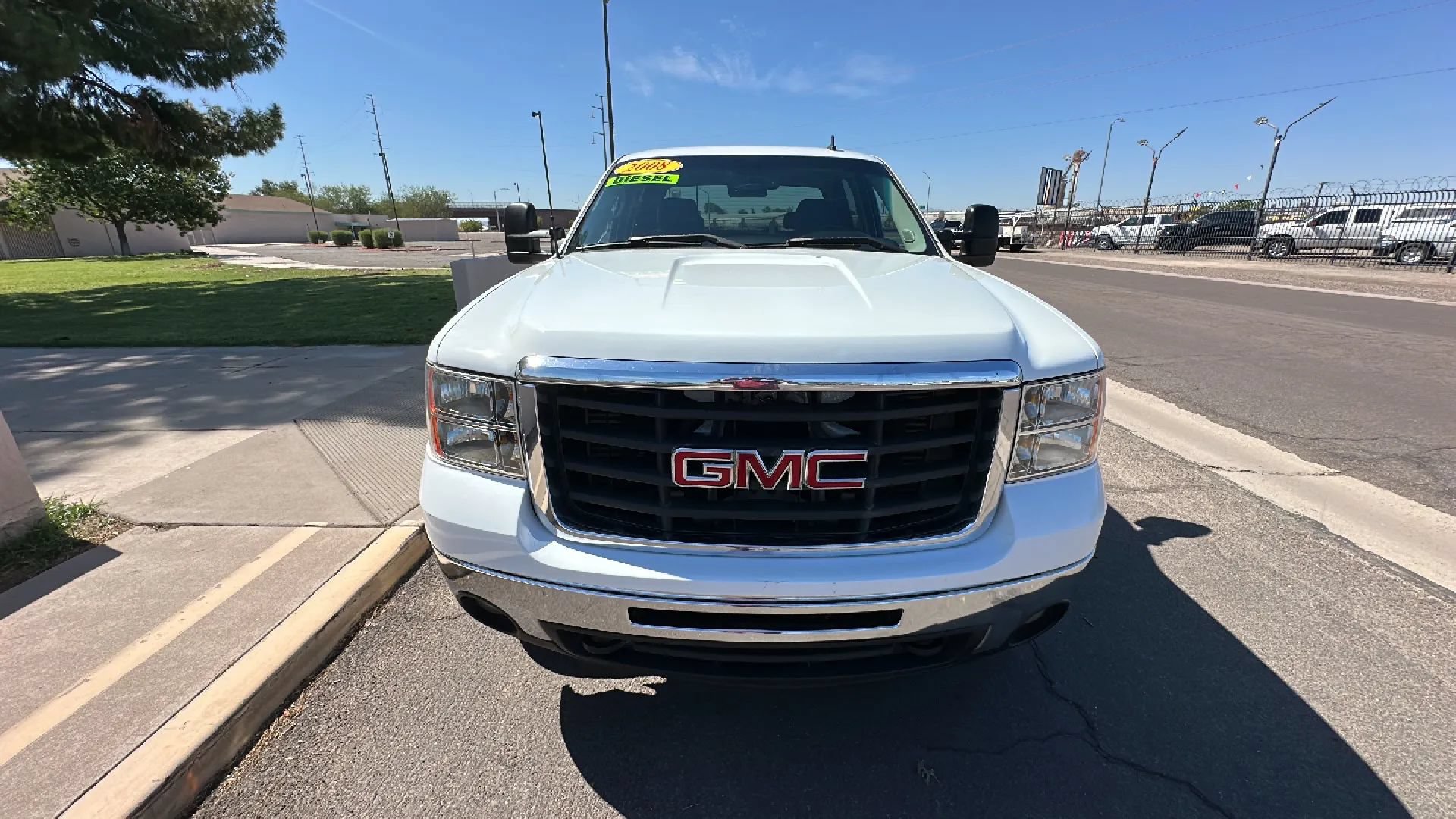 Used 2008 GMC Sierra 2500 SLE w/ Z71 Off-Road Package AWD/4WD image 9