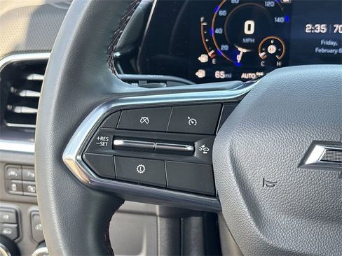 Used 2025 Chevrolet Suburban RST image 23