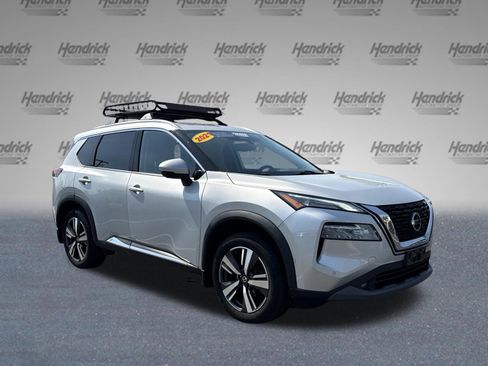 Used 2021 Nissan Rogue SL w/ Premium Package image 3