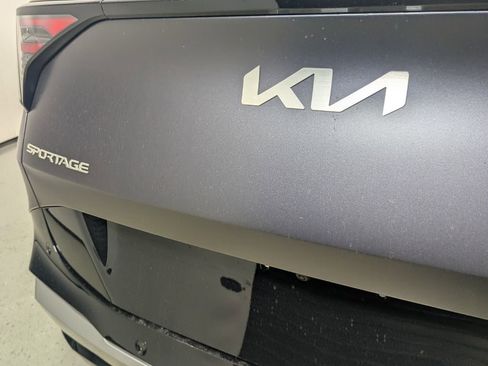 New 2026 Kia Sportage SX FWD image 8