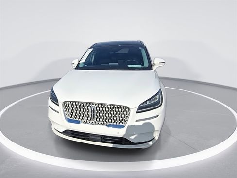 Used 2021 Lincoln Corsair Reserve w/ Equipment Group 201A image 3