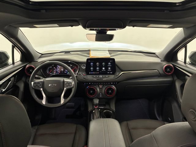 Used 2025 Chevrolet Blazer RS w/ Driver Confidence II Package AWD/4WD image 20