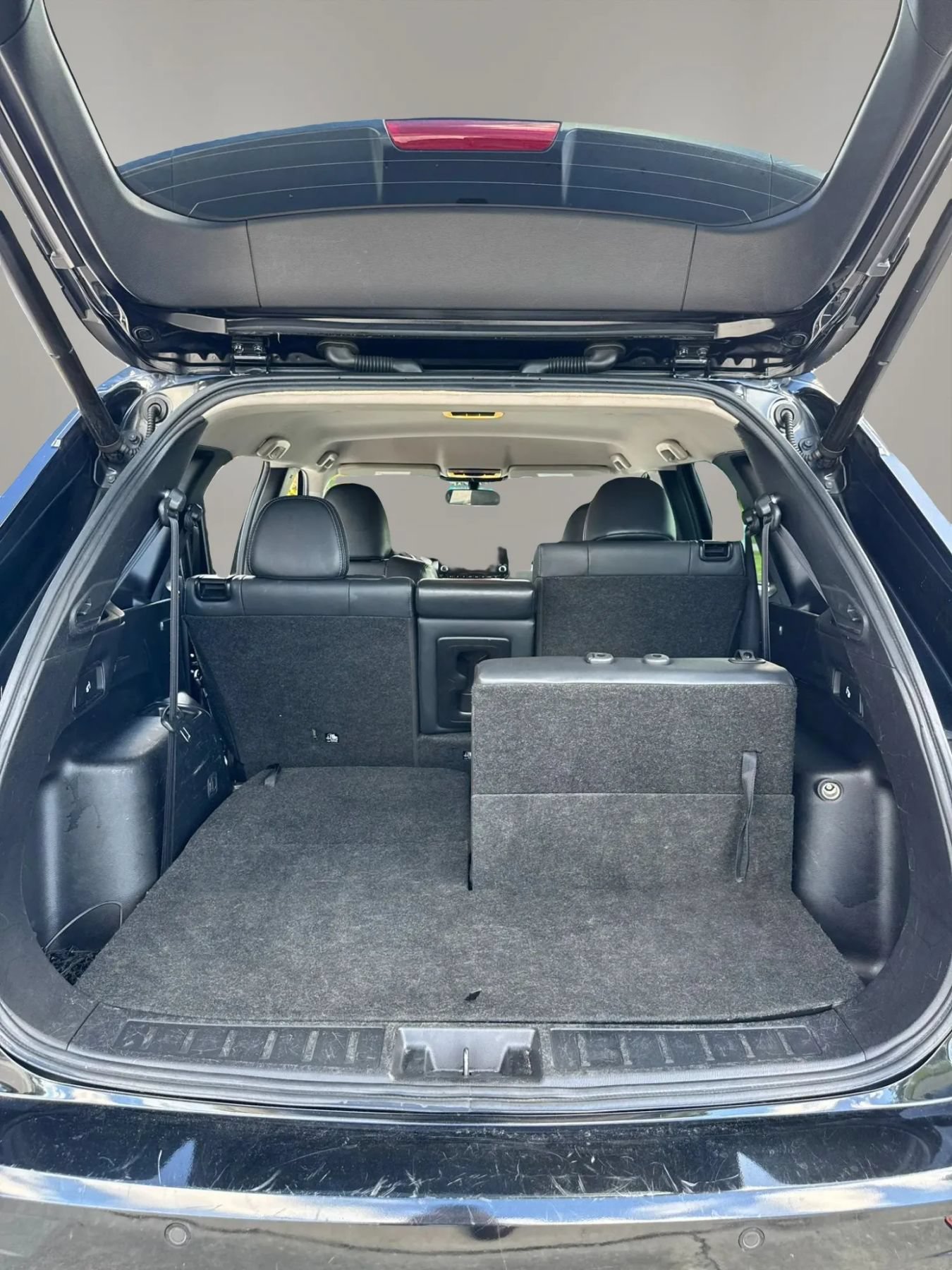 Used 2023 Mitsubishi Outlander SE FWD image 18