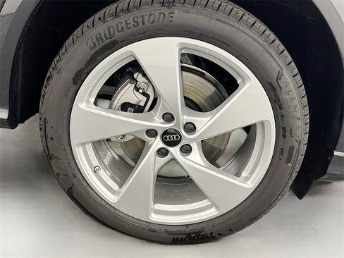 New 2025 Audi Q5 Premium Plus image 30