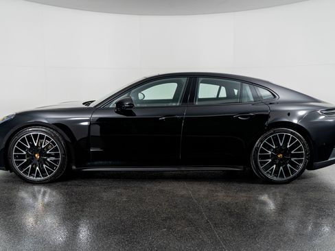 Used 2025 Porsche Panamera 4 image 15