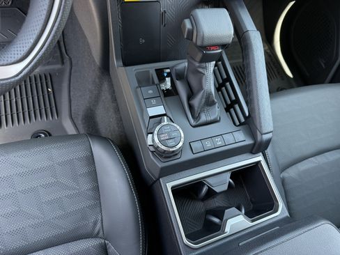New 2026 Toyota 4Runner TRD Off-Road Premium AWD/4WD image 27