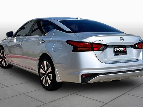 Certified 2022 Nissan Altima 2.5 SV FWD image 12