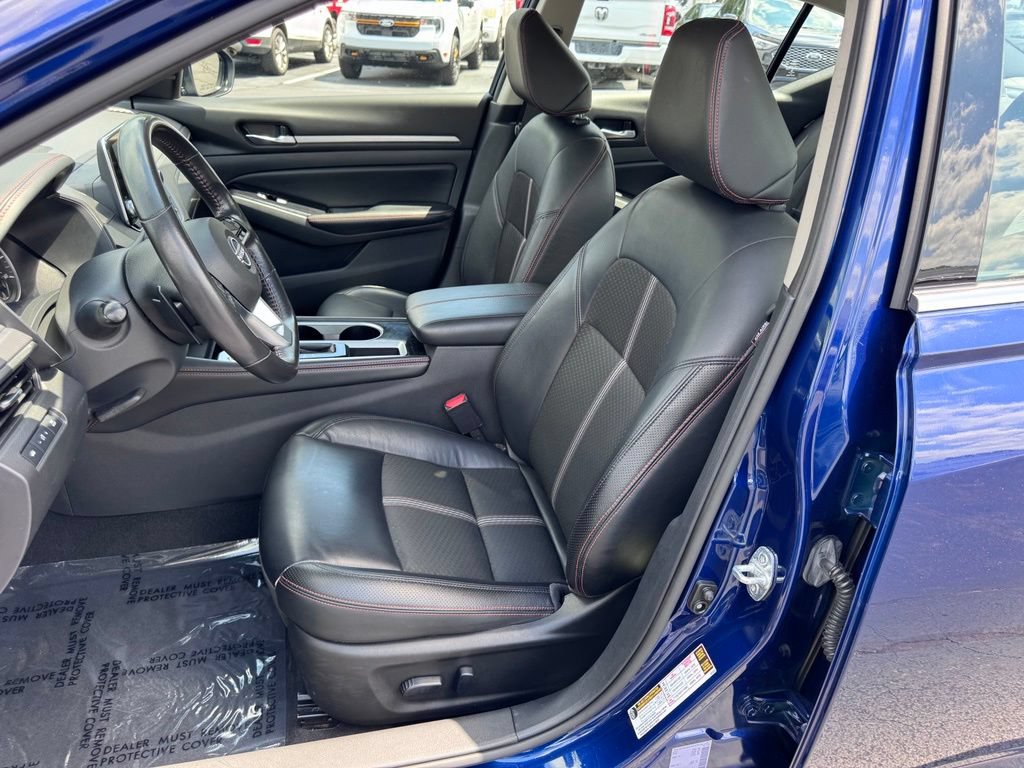 Used 2024 Nissan Altima 2.5 SR FWD image 21