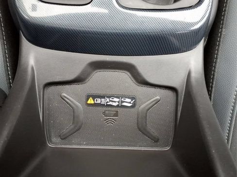 Used 2019 Chevrolet Colorado Z71 AWD/4WD image 21