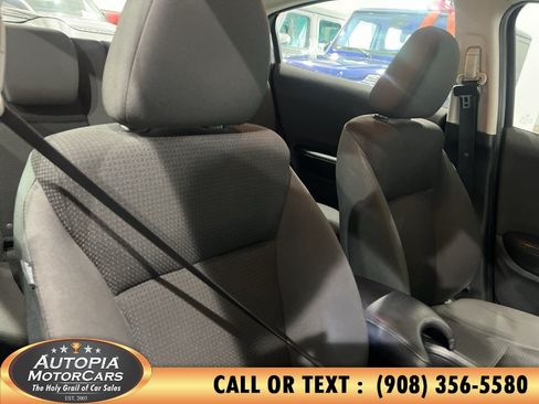 Used 2021 Honda HR-V LX image 13