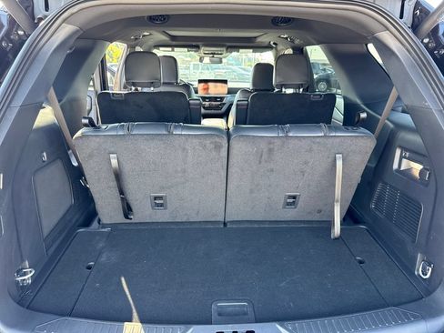 Used 2025 Ford Explorer ST-Line w/ Premium Package AWD/4WD image 15