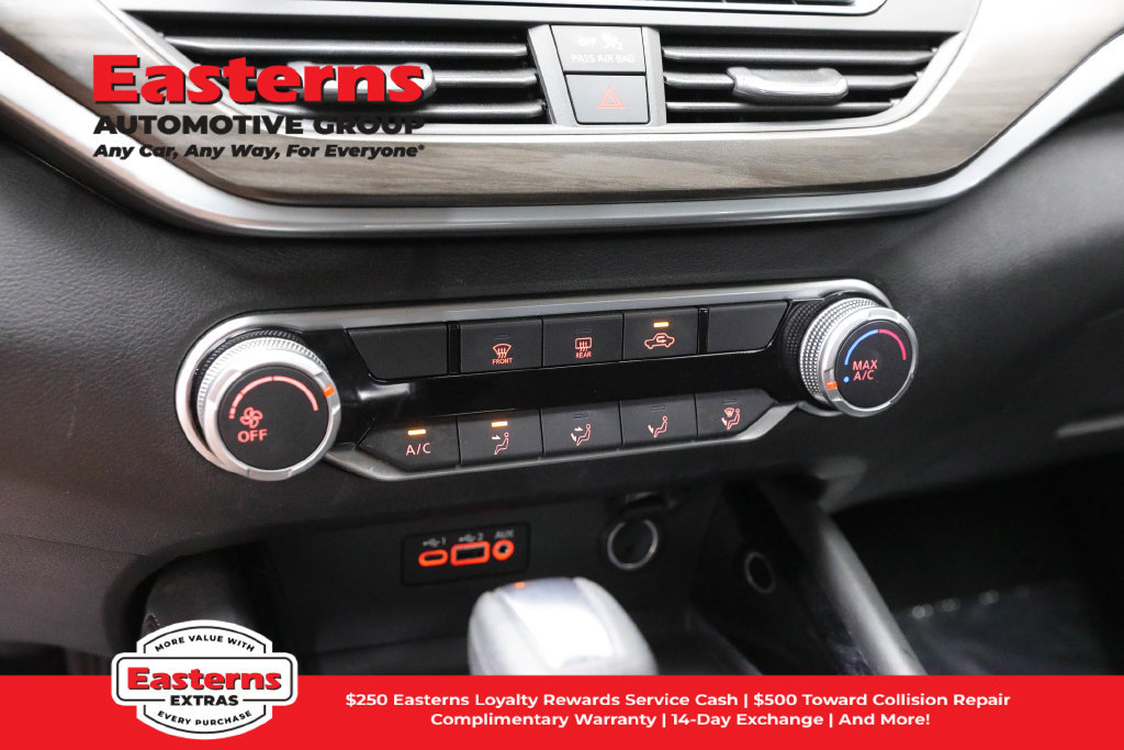 Used 2023 Nissan Altima 2.5 SV FWD image 21