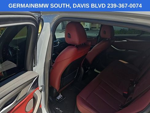 Used 2024 BMW X4 M40i AWD/4WD image 16