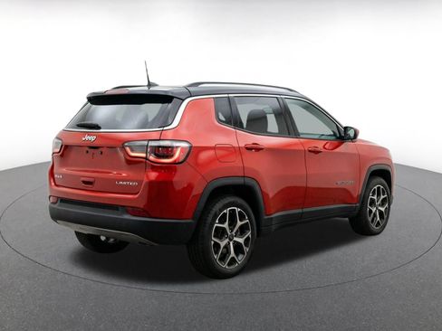 Used 2025 Jeep Compass Limited AWD/4WD image 7