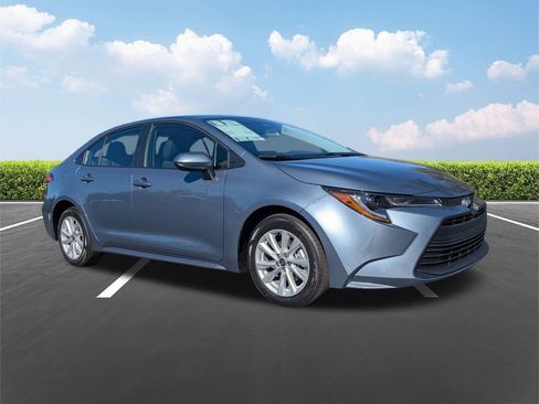 New 2026 Toyota Corolla LE w/ LE Premium Package image 2