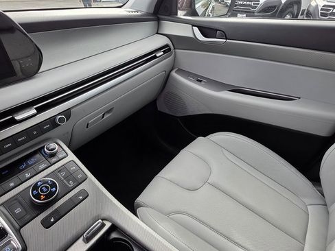 Certified 2024 Hyundai Palisade SEL image 33