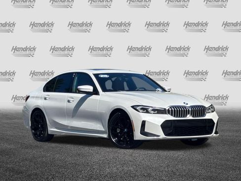 Used 2026 BMW 330i Sedan w/ M Sport Package RWD image 2