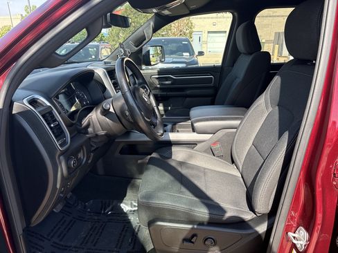 Used 2020 RAM 1500 Big Horn AWD/4WD image 11
