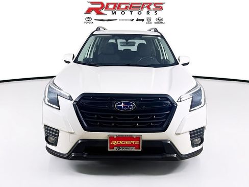Certified 2023 Subaru Forester Premium AWD/4WD image 2