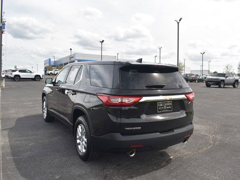 Used 2018 Chevrolet Traverse LS image 5