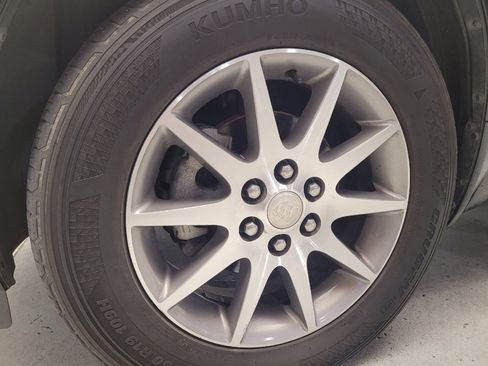 Used 2016 Buick Enclave Leather FWD image 31