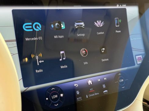 Certified 2023 Mercedes-Benz EQS 580 4MATIC Sedan image 22