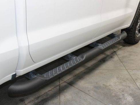 Used 2024 Chevrolet Silverado 1500 ZR2 w/ Technology Package image 12