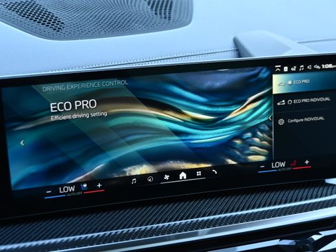 New 2026 BMW X6 M60i image 28