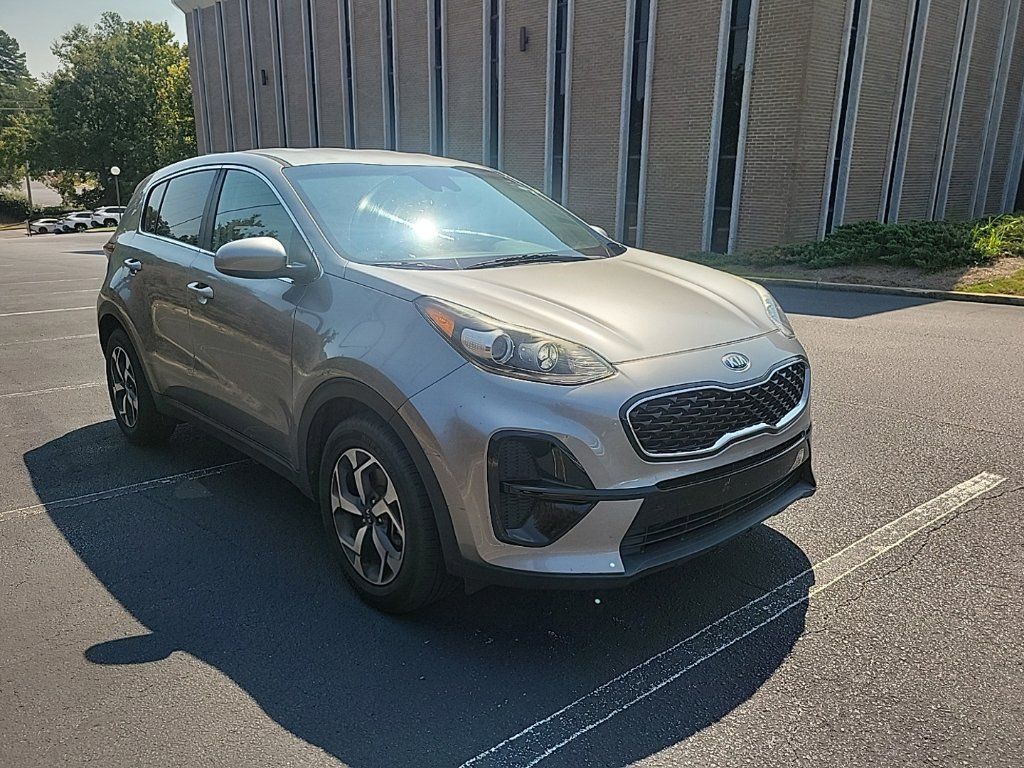 Used 2020 Kia Sportage LX FWD image 2