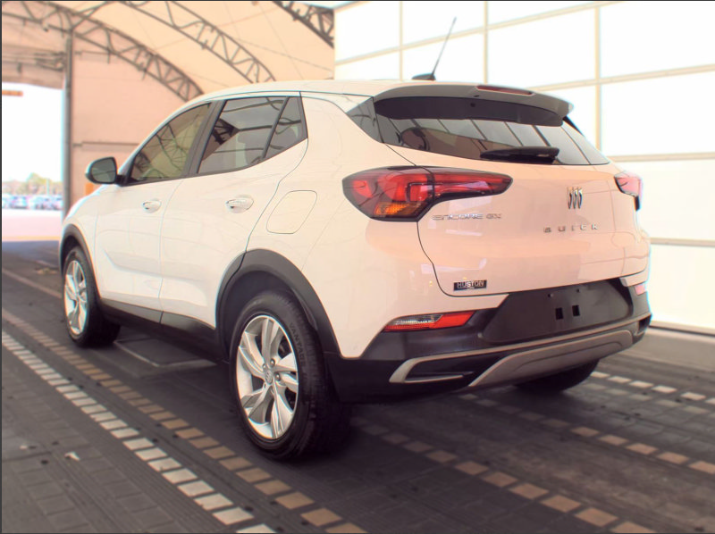 Used 2024 Buick Encore GX Preferred FWD image 4