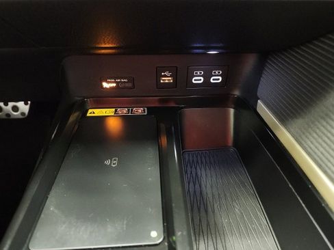 Certified 2025 Toyota Camry SE image 71