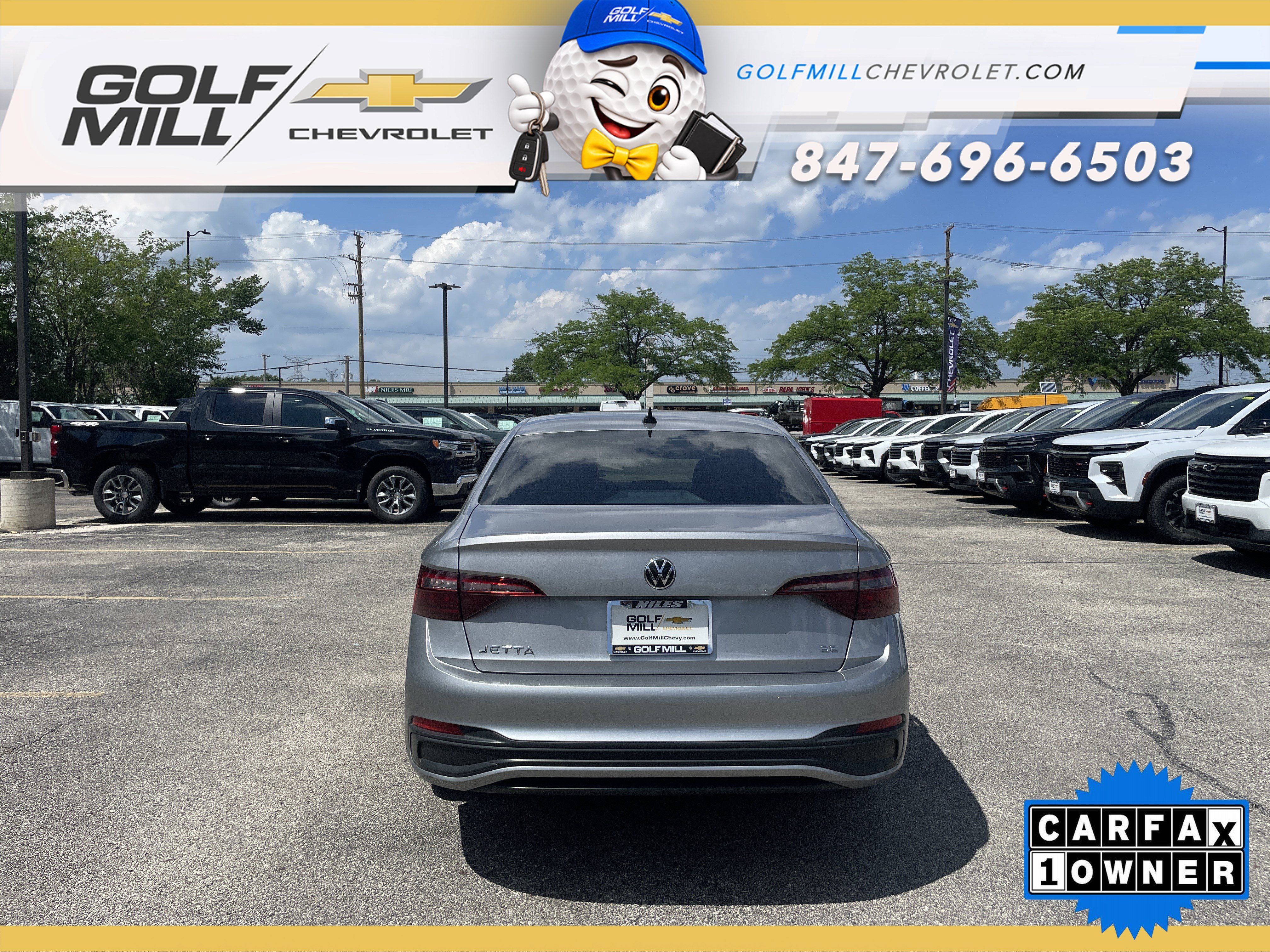 Used 2024 Volkswagen Jetta SE FWD image 8