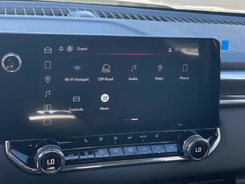 New 2026 GMC Canyon Elevation w/ Convenience Package image 14