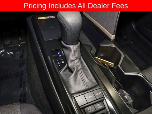 Used 2025 Toyota Camry LE FWD image 15