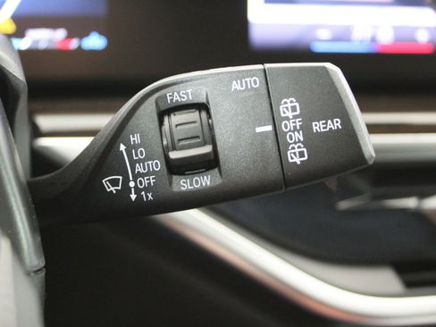 New 2026 BMW X5 sDrive40i w/ Premium Package image 32