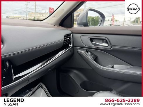 Certified 2023 Nissan Rogue SL w/ SL Premium Package AWD/4WD image 30