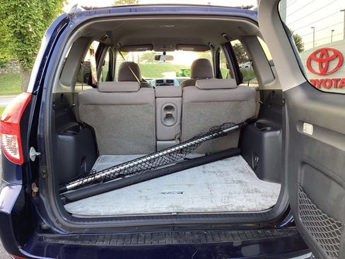 Used 2007 Toyota RAV4 2WD image 10