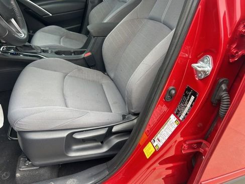 Used 2024 Toyota Corolla Cross SE image 11