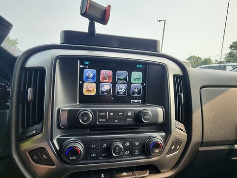 Used 2018 Chevrolet Silverado 1500 LT w/ All Star Edition AWD/4WD image 14
