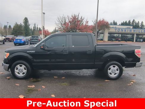 Used 2011 Ford F150 XLT w/ XLT Convenience Pkg image 2