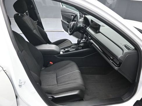 Used 2023 Honda Accord Sport image 30