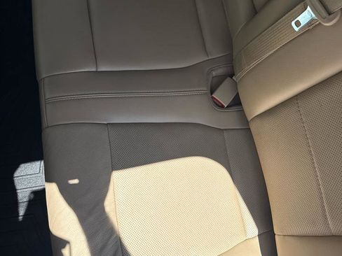 Used 2019 Ford F250 Lariat w/ Lariat Ultimate Package AWD/4WD image 28