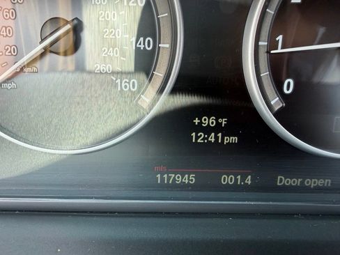 Used 2012 BMW 528i Sedan RWD image 29