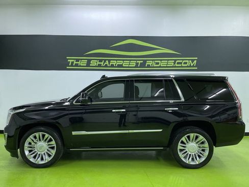 Used 2020 Cadillac Escalade Platinum image 6