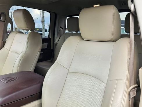 Used 2017 RAM 1500 Laramie w/ Convenience Group image 16