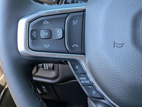 New 2026 RAM 1500 4x4 Crew Cab image 28