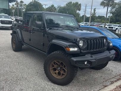 Used 2024 Jeep Gladiator Sport