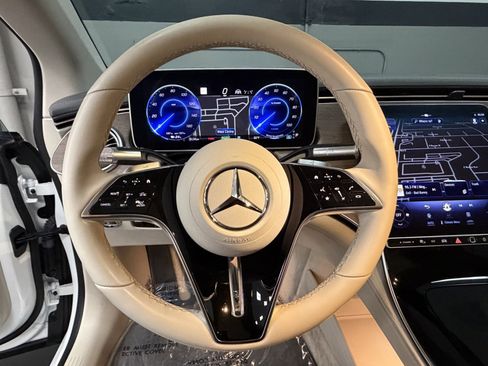 Used 2023 Mercedes-Benz EQS 450+ Sedan image 28