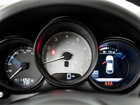 Certified 2023 Porsche Macan S AWD/4WD image 18