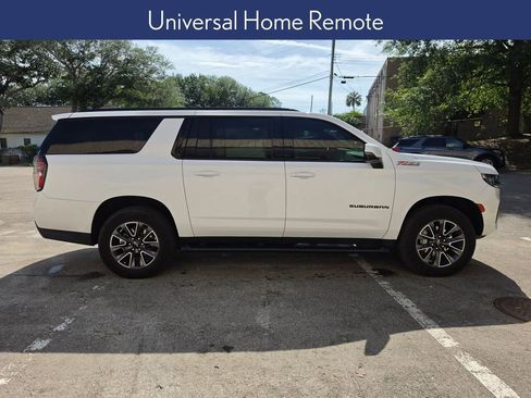 Used 2023 Chevrolet Suburban Z71 w/ Luxury Package AWD/4WD image 16